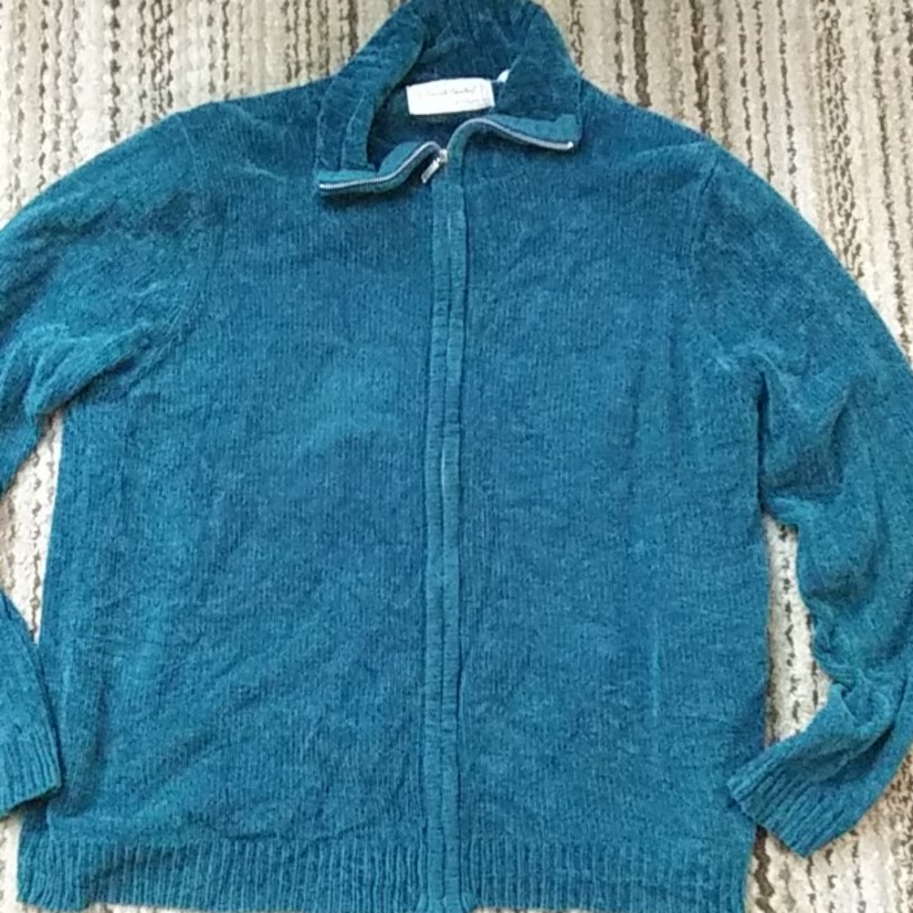 Sarah Bentley zipper sweater
